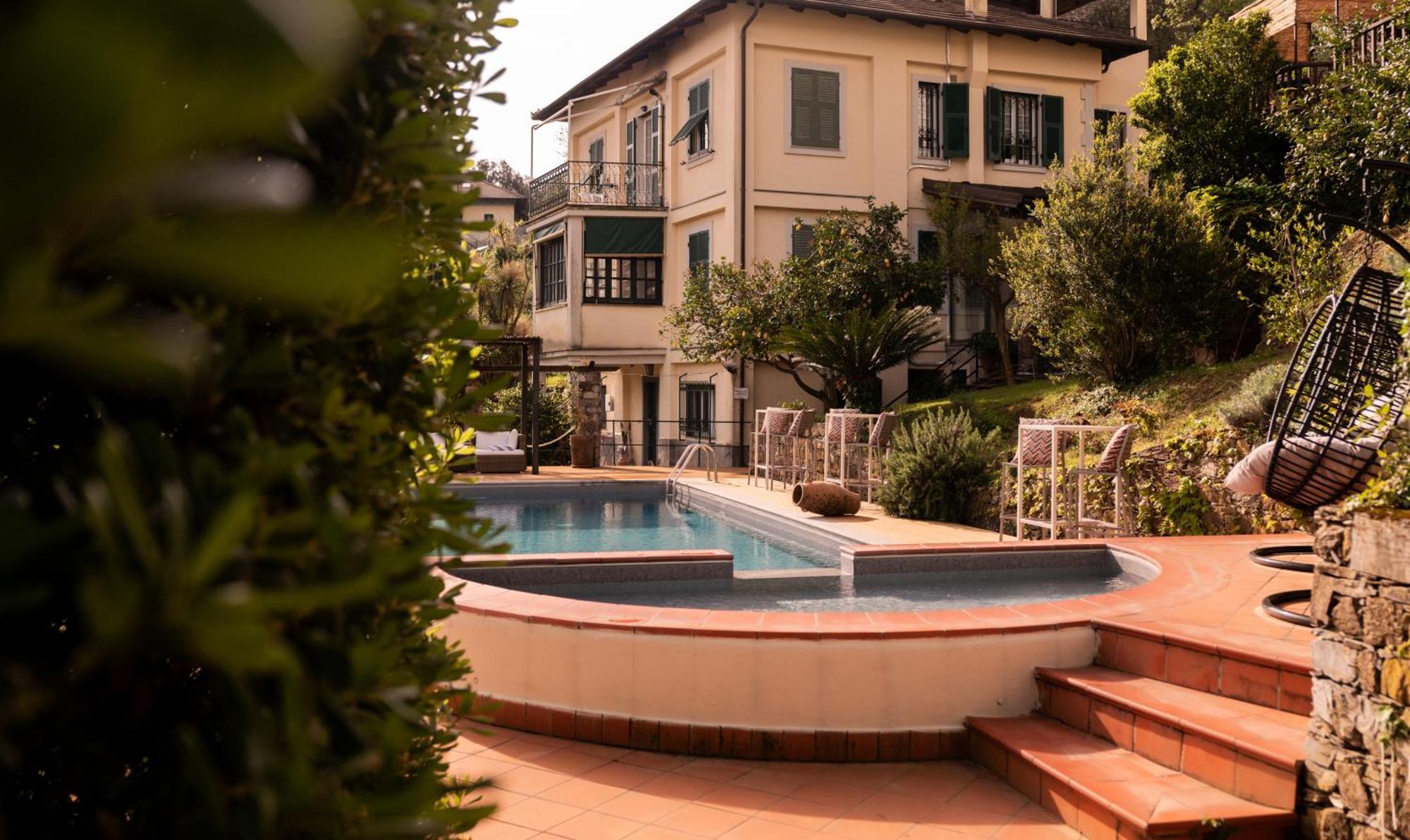 Hotel Villa Edera & La Torretta Монелья Экстерьер фото