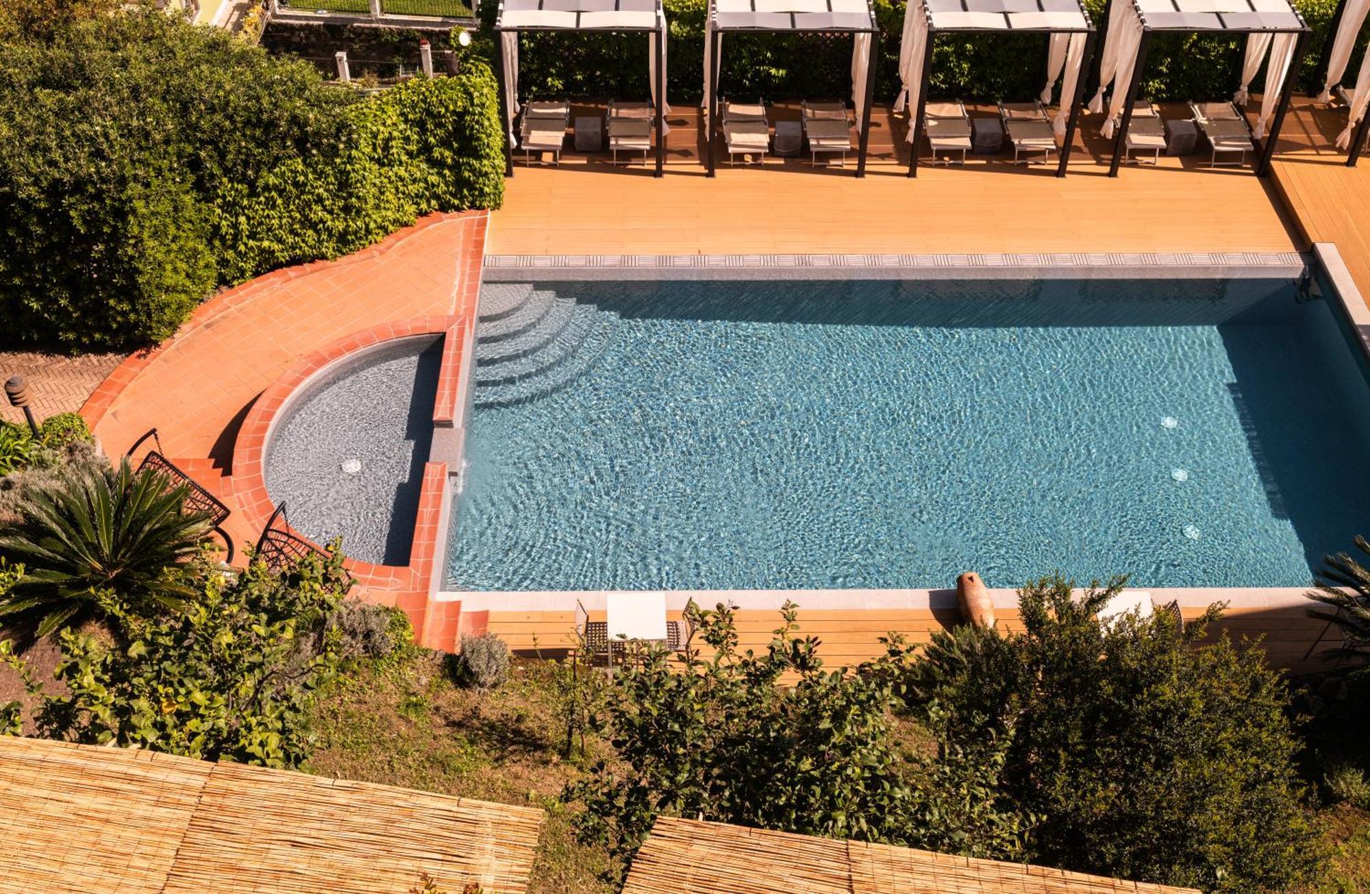 Hotel Villa Edera & La Torretta Монелья Экстерьер фото